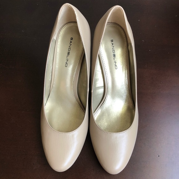 Bandolino Natural Nude Color 3.5 inch Heels 7.5 - Picture 1 of 10